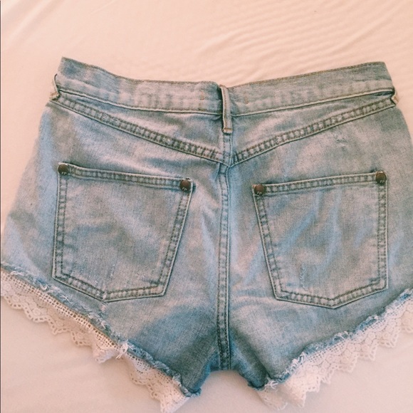 Free People Lace Denim Shorts (27) - Picture 2 of 3